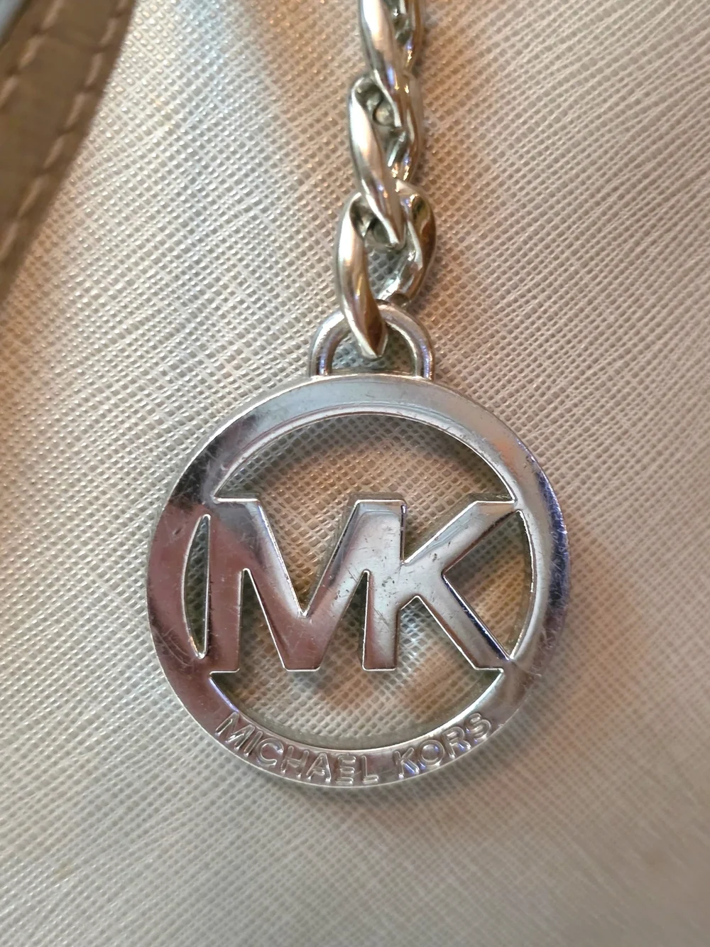 Michael Kors Large Saffiano Leather Beige Taupe Chain Tote Gold Accents - Picture 6 of 14